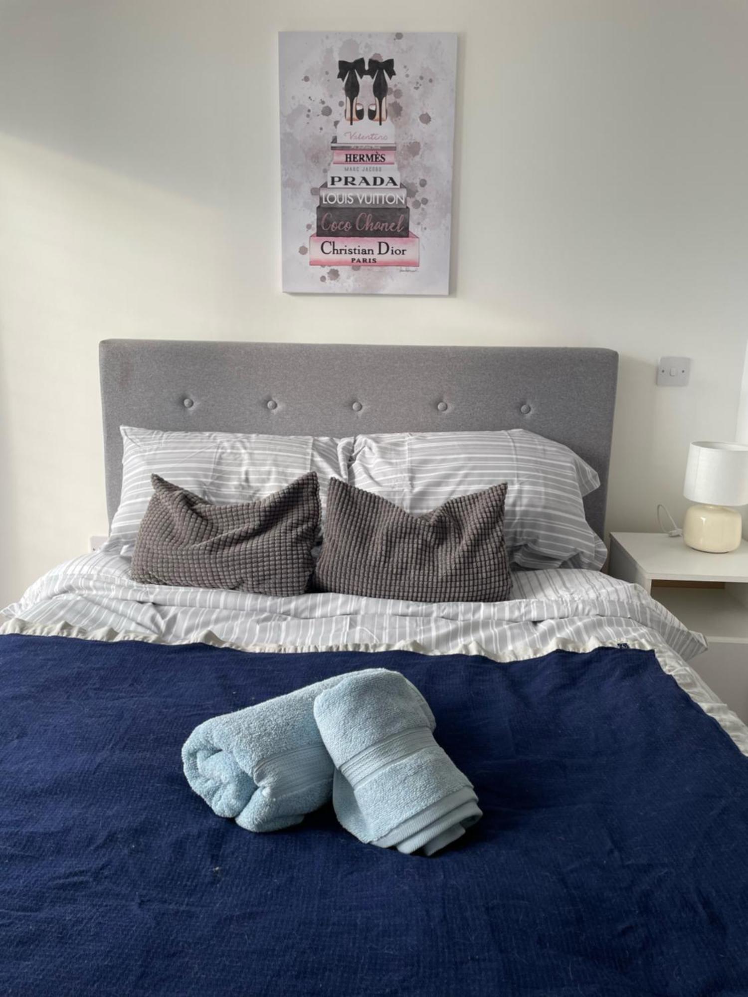 Quayside Penthouse 2 Bedroom Ensuite Near Media City & Manchester United Bagian luar foto