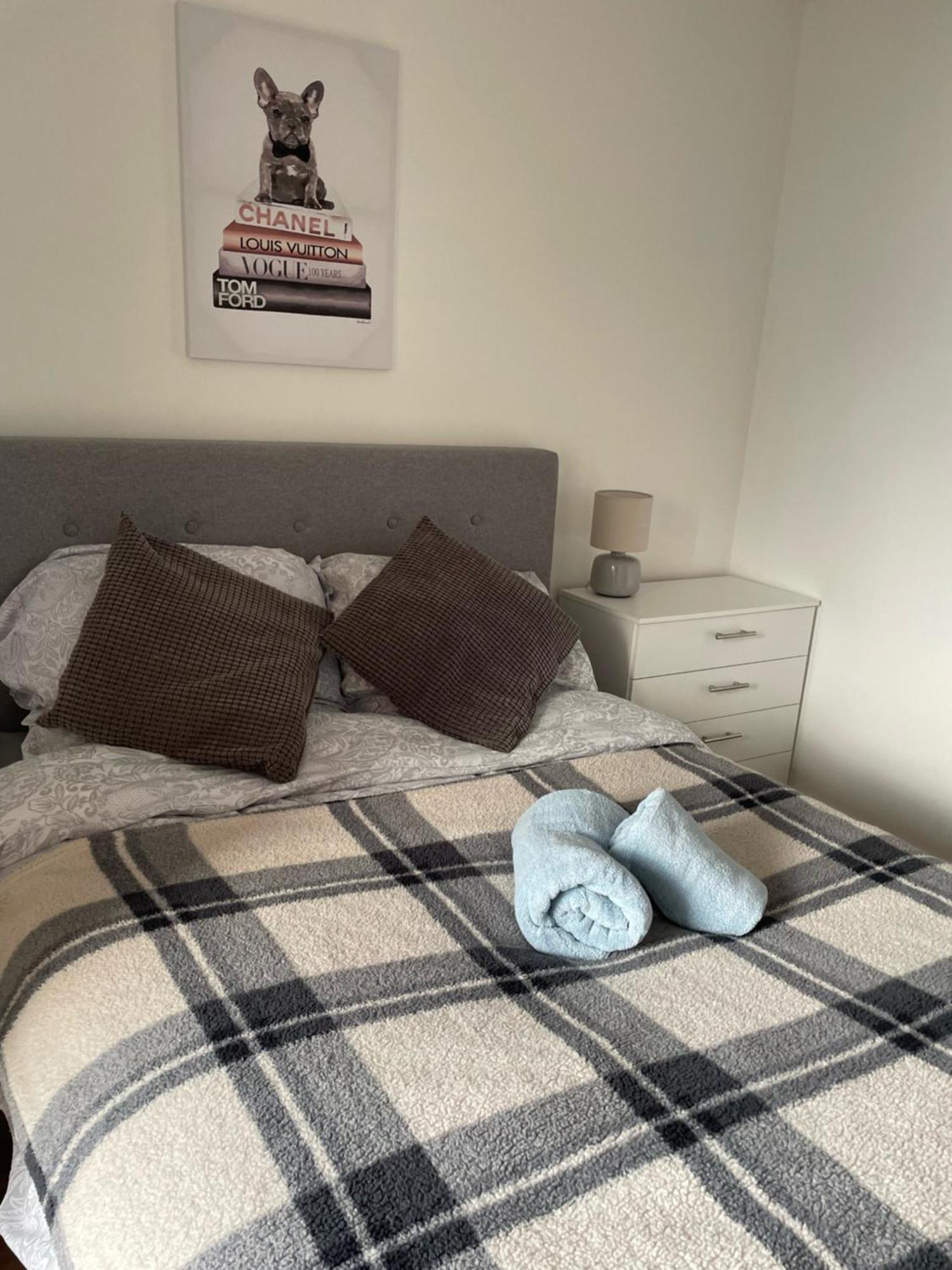 Quayside Penthouse 2 Bedroom Ensuite Near Media City & Manchester United Bagian luar foto