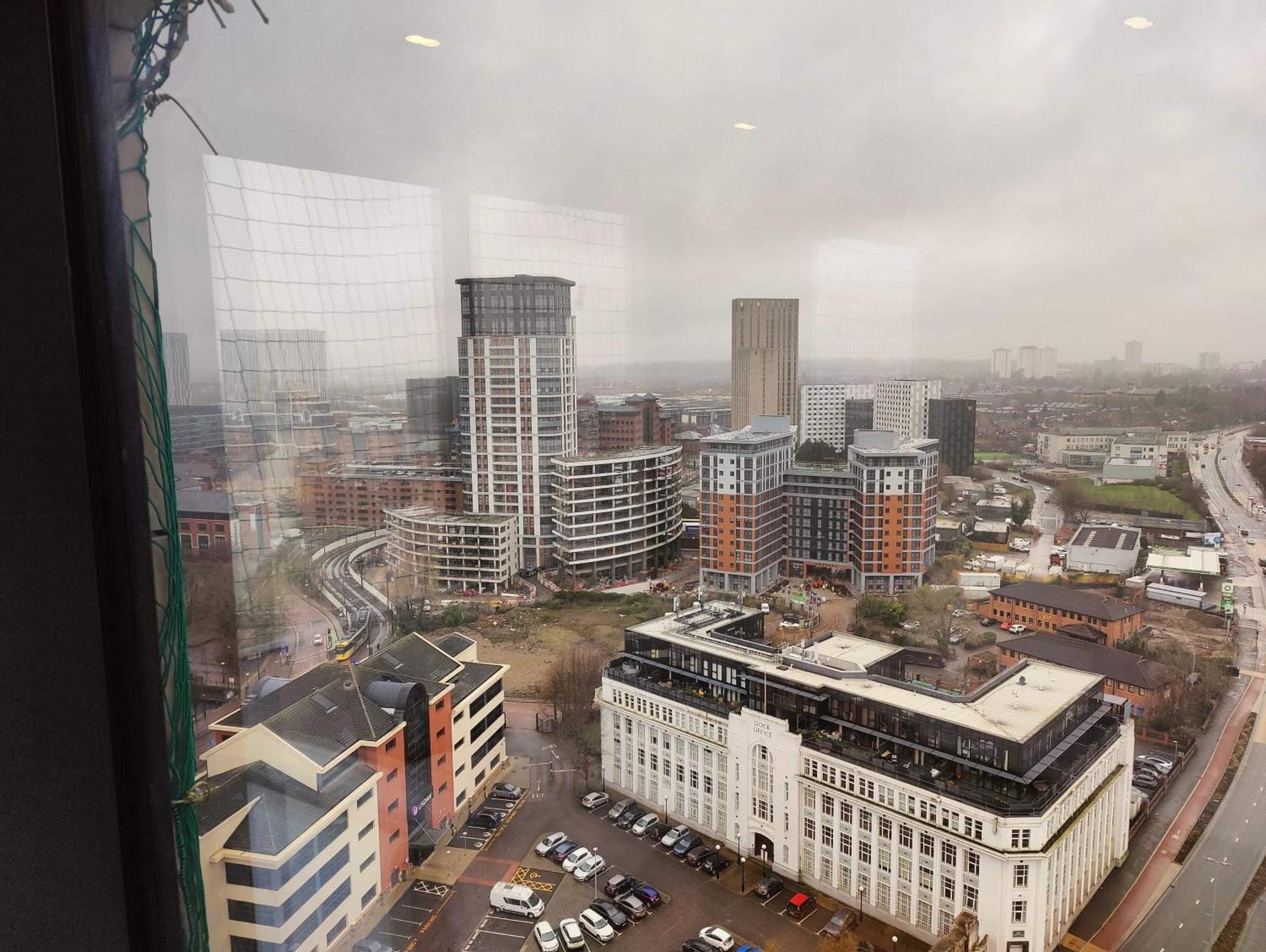 Quayside Penthouse 2 Bedroom Ensuite Near Media City & Manchester United Bagian luar foto