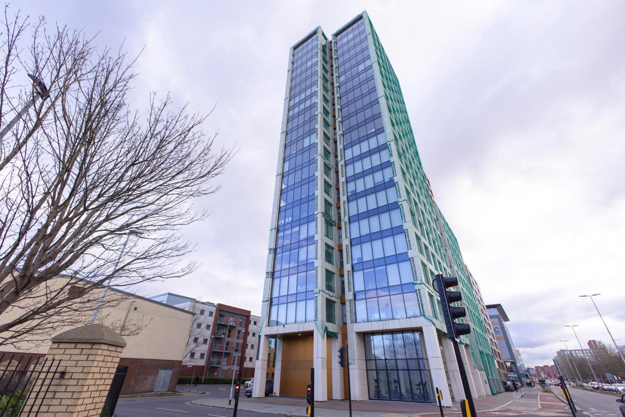 Quayside Penthouse 2 Bedroom Ensuite Near Media City & Manchester United Bagian luar foto